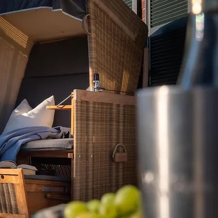 Strandhueues, 2 Strandlaeufer *